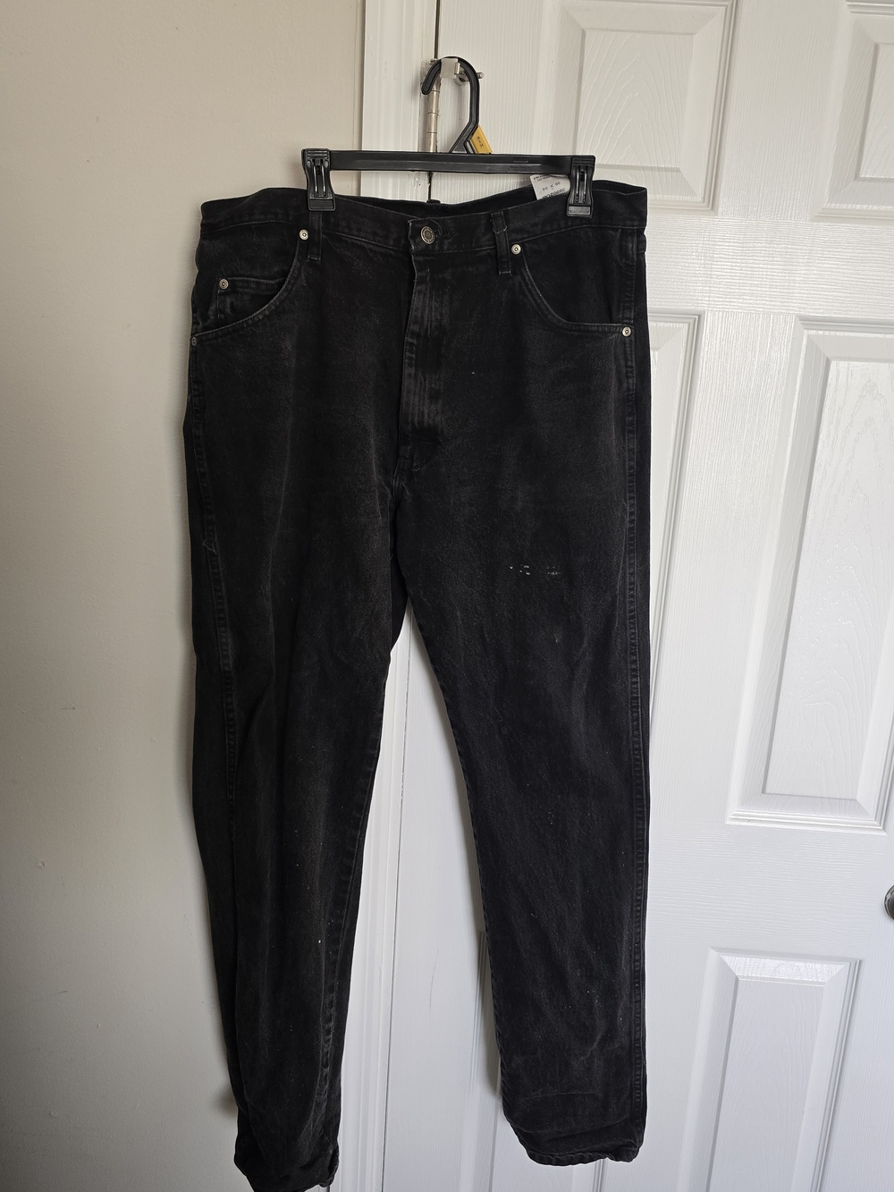 Wrangler Denim Black Jean Pre-owned 38x34 Relaxed Rugged Distressed